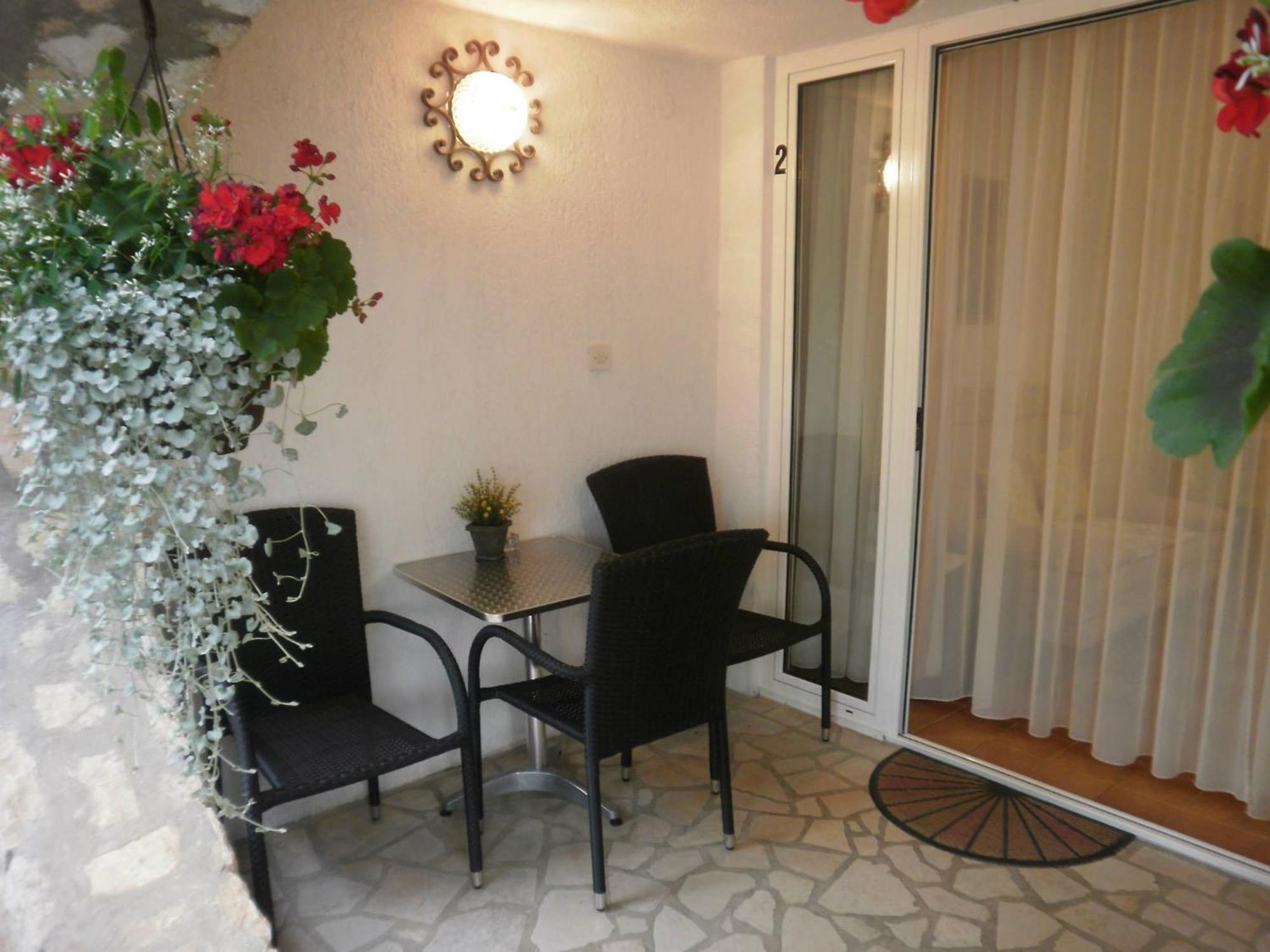 Apartments Ana - Ровин Стая снимка